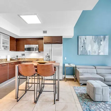 *Spacious 2Br Loft Brickell W/Stunning Views*